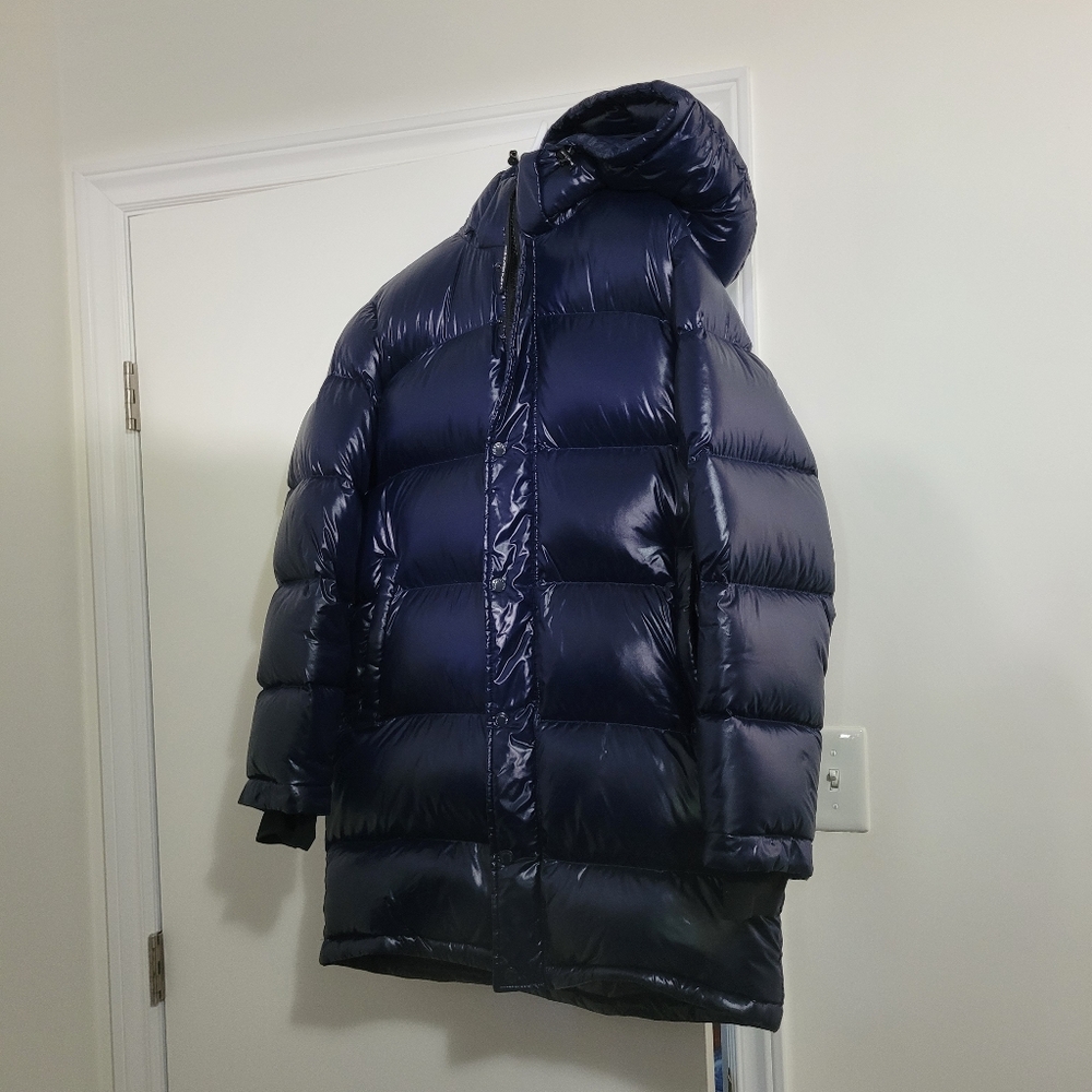 TNA SUPER PUFF MID LENGTH WOMENS SMALL HIGH GLOSS DARK BLUE